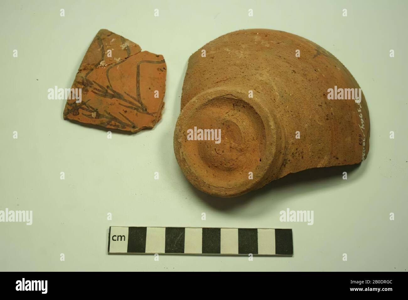Egypt, fragment, pot, earthenware, 13 x 9 cm Stock Photo Alamy