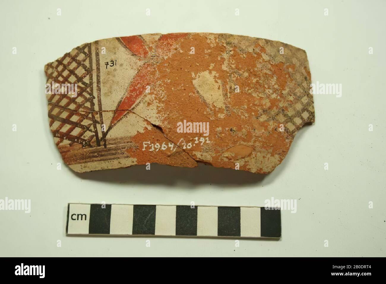 Egypt, shard, earthenware, 13 x 6.5 cm Stock Photo