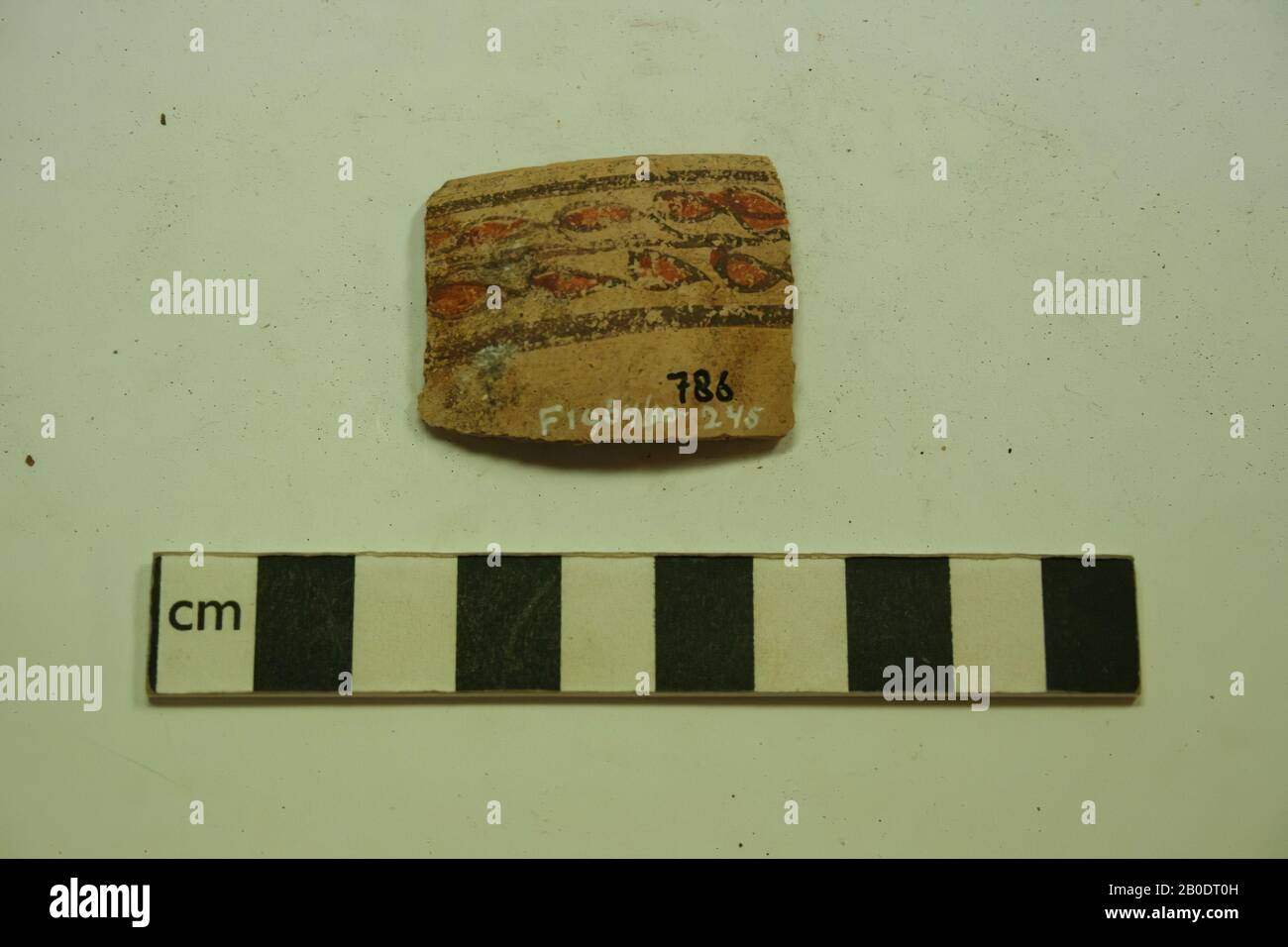 Egypt, shard, earthenware, 4 x 3 cm thick 3 mm, Meroitic Period, 2nd-4th century A.D, Egypt Stock Photo