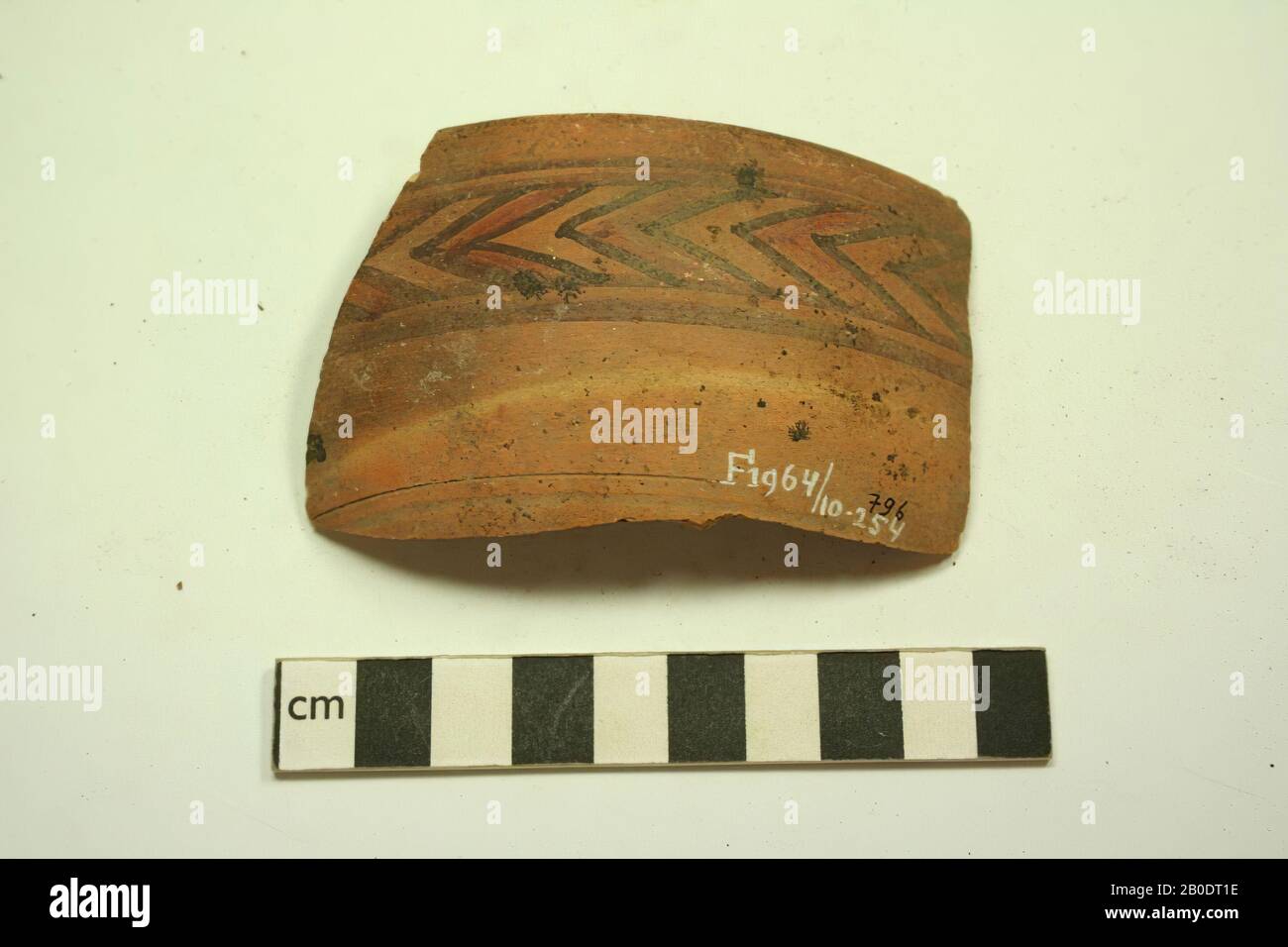 Egypt, shard, earthenware, 9 x 5 cm thick 3 mm, Meroitic Period, 2nd-4th century A.D, Egypt Stock Photo