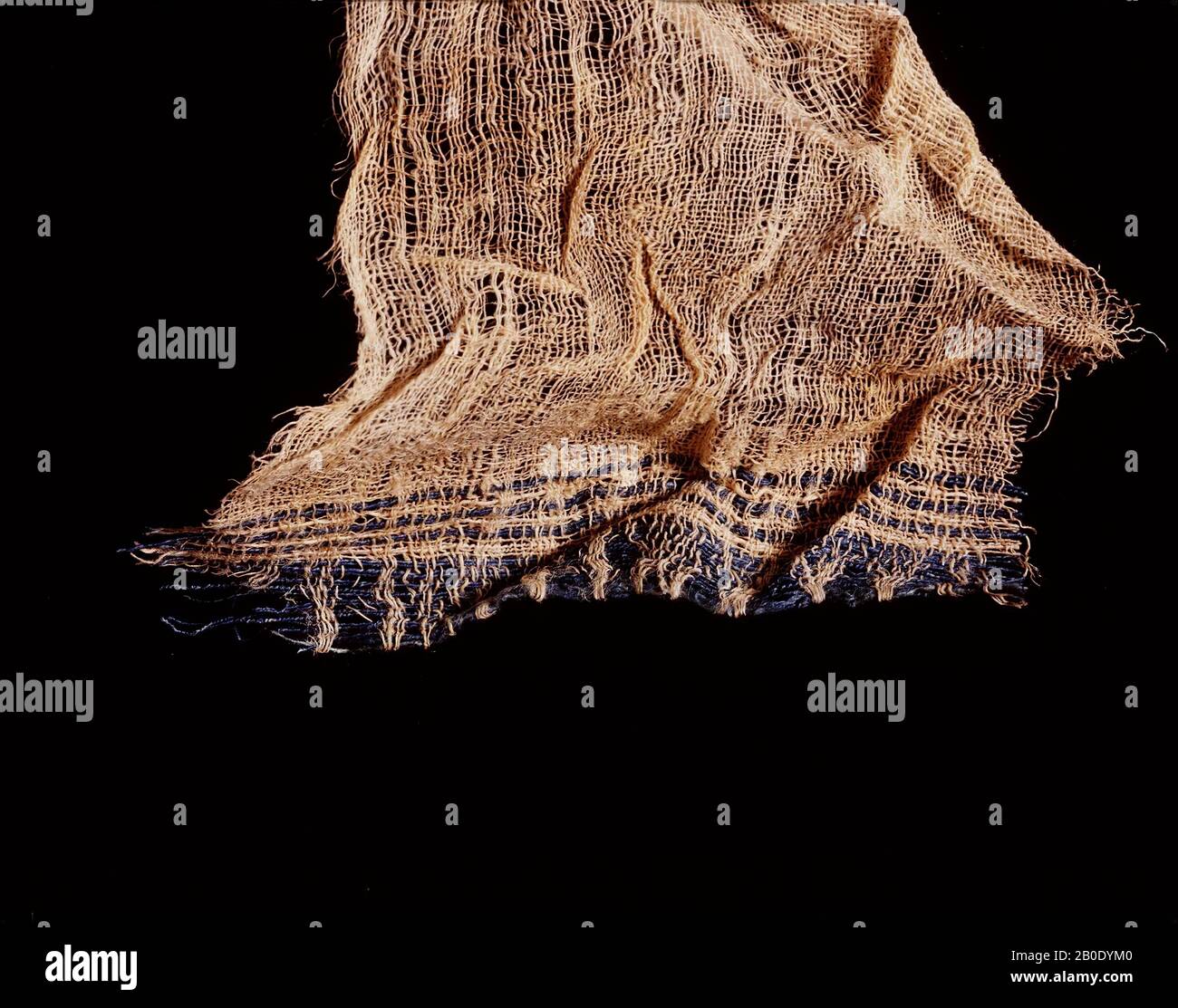 Egypt, cover, fabric, linen, 4.5 x 18 cm, New Empire, 18th22nd Dynasty