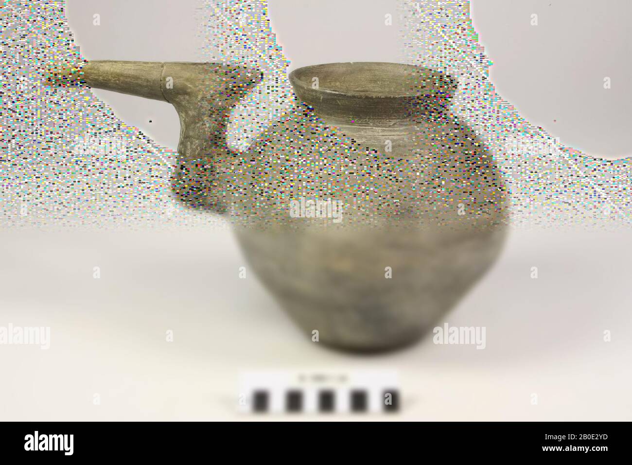 tableware, earthenware, H 20.1 cm, D 19.8 cm, B incl. Spout 31.7 cm, D neck 11.6 cm, Iran Stock Photo