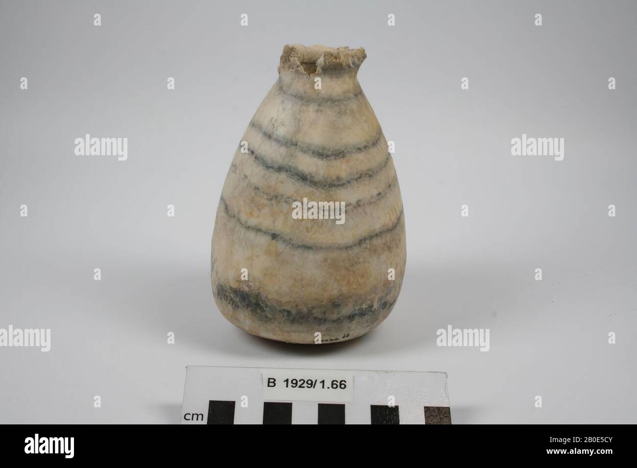 crockery, stone, alabaster, H 13.8 cm, D 8.8 cm, D mouth 4 cm, Bronze Age 2nd millennium BC, Palestine Stock Photo