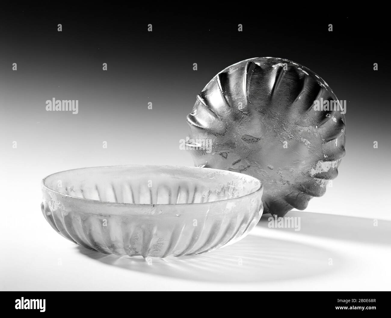 Ancient Near East, crockery, glass, D 11.7 cm, Roman Period 0200 AD