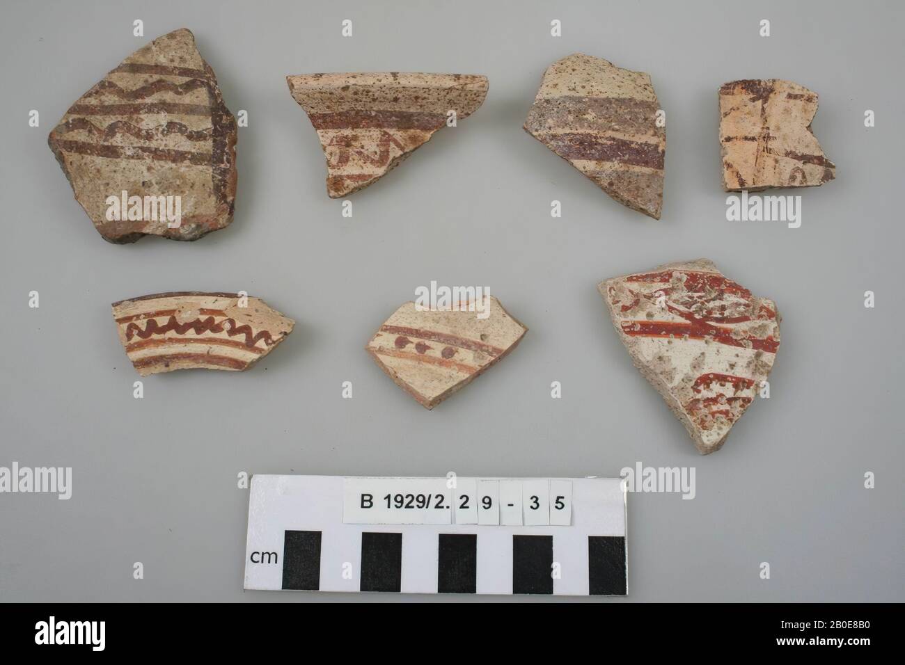 Ancient Near East, Shard, Pottery, Site, Israel Stock Photo Alamy