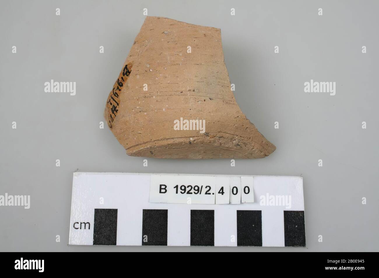 shard, earthenware, l: 5.6 cm, br: 7.6 cm, Israel Stock Photo