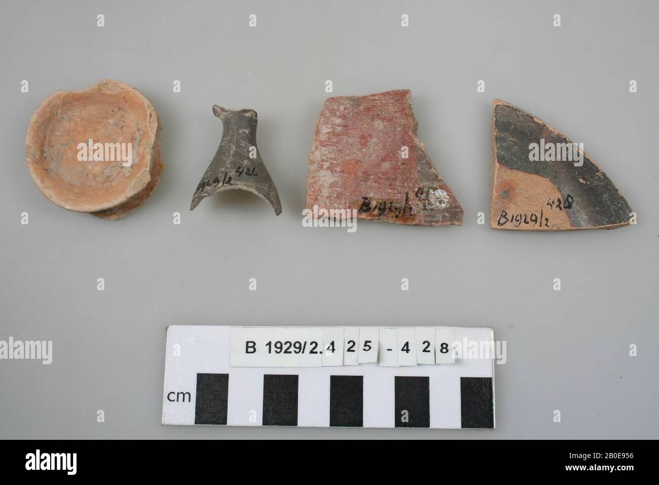 shard, earthenware, diam: 4.4 cm, Israel Stock Photo