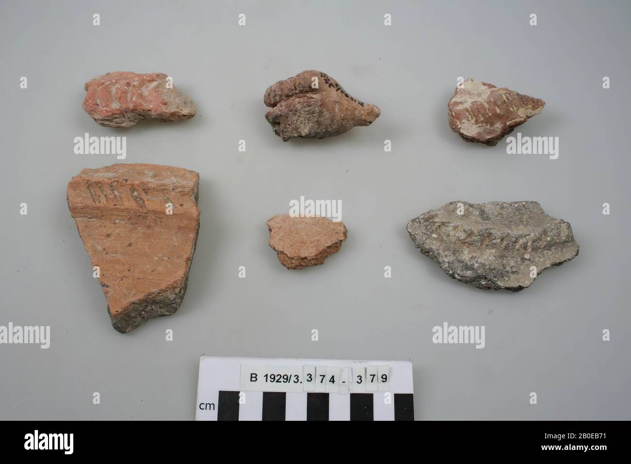 a wall shard, tableware, earthenware, L 5.7 cm, Chalcolithic 4000-3300 BC, Palestine Stock Photo