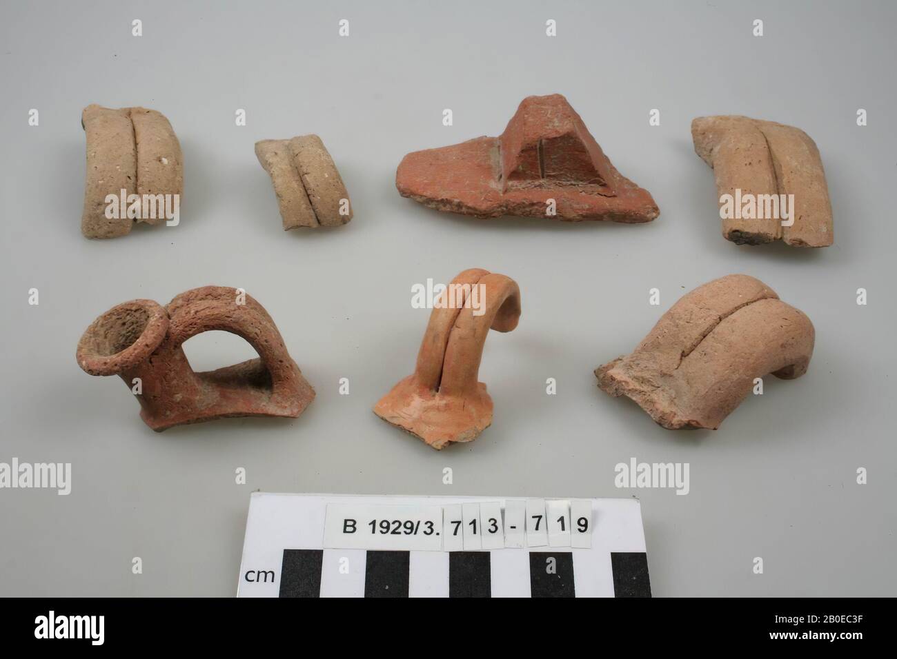 shard, handle, pottery, l: 5.7 cm, Israel Stock Photo