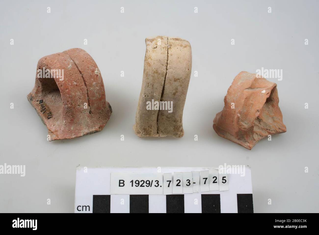 shard, handle, pottery, l: 5 cm, h: 3.8 cm, Israel Stock Photo