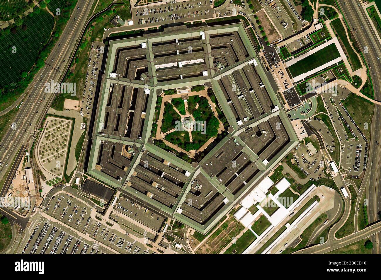Pentagon aerial view hi res stock photography and images Alamy Pentagon aerial view hi res stock photography and images Alamy