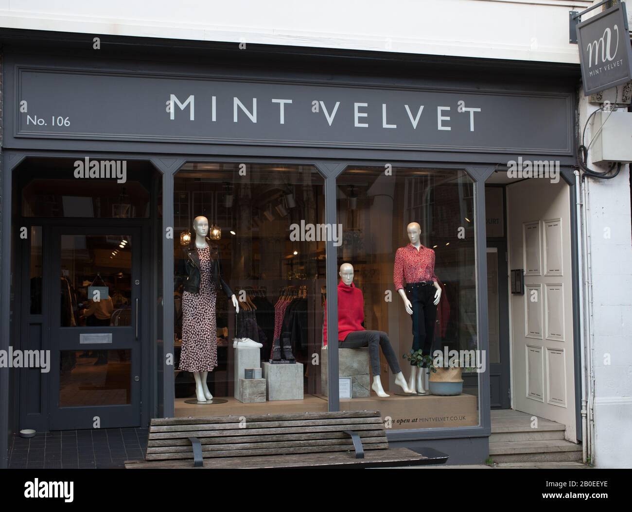 Mint velvet logo hires stock photography and images Alamy