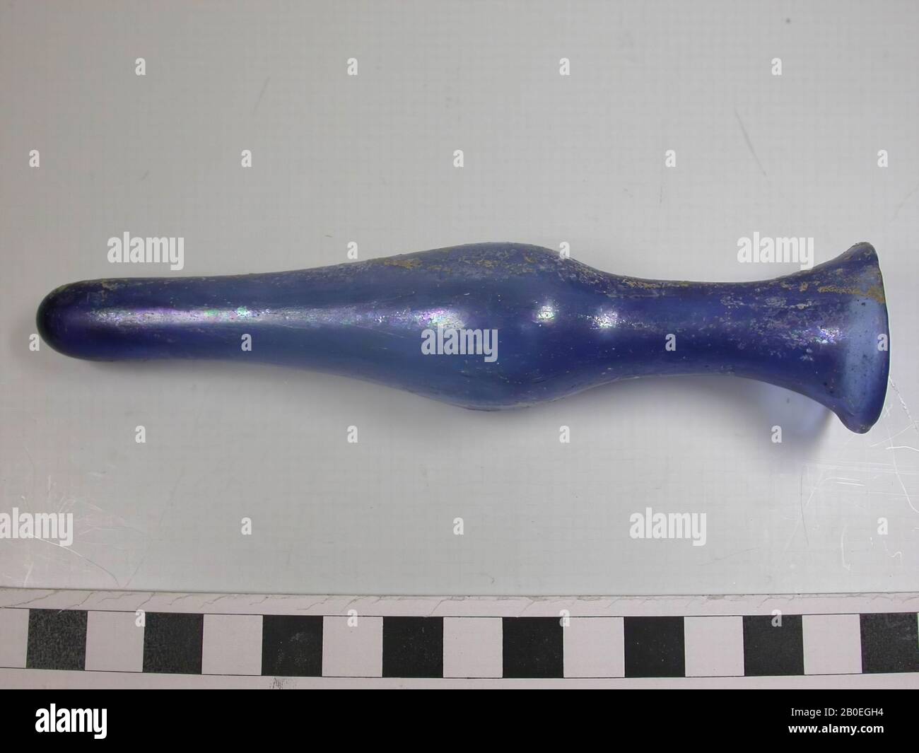 Oblong blue bottle with faint ribbed belly, tableware, glass, H 14 cm, 1st millennium AD, Israel, Palestine Stock Photo