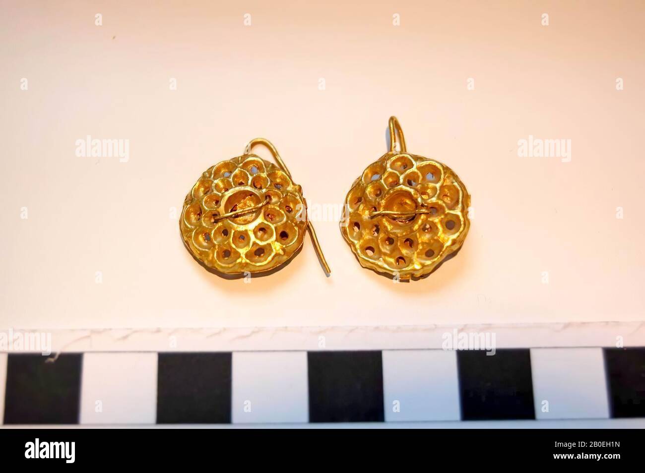 Earring - Round Enamel 3L Pearl Link Chain - Sui Dhaga | Gujjadi Swarna  Jewellers