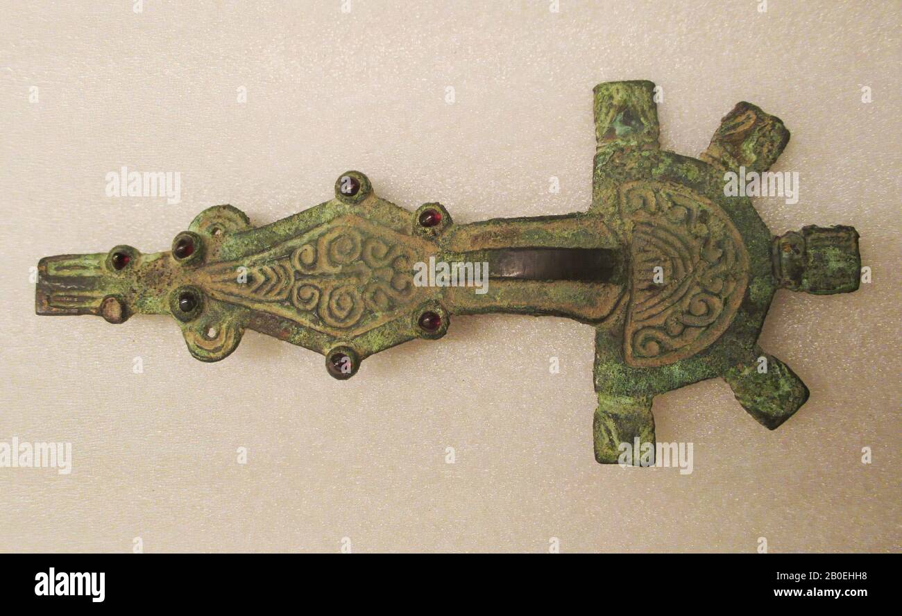 fibula, Frankish fibula, metal, bronze, 7.2 x 15.6 cm, Italy Stock Photo