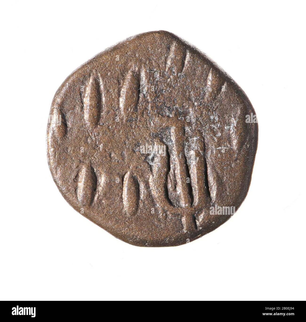 Vz: king bustle l., Beard, tiara, point and crescent moon, anchor with 1  stripe, Kz: anchor and stripe pattern, coin, drachma, Elymais, Orodes II,  metal, copper, Diam. 15 mm, wt. 2.86 gr,