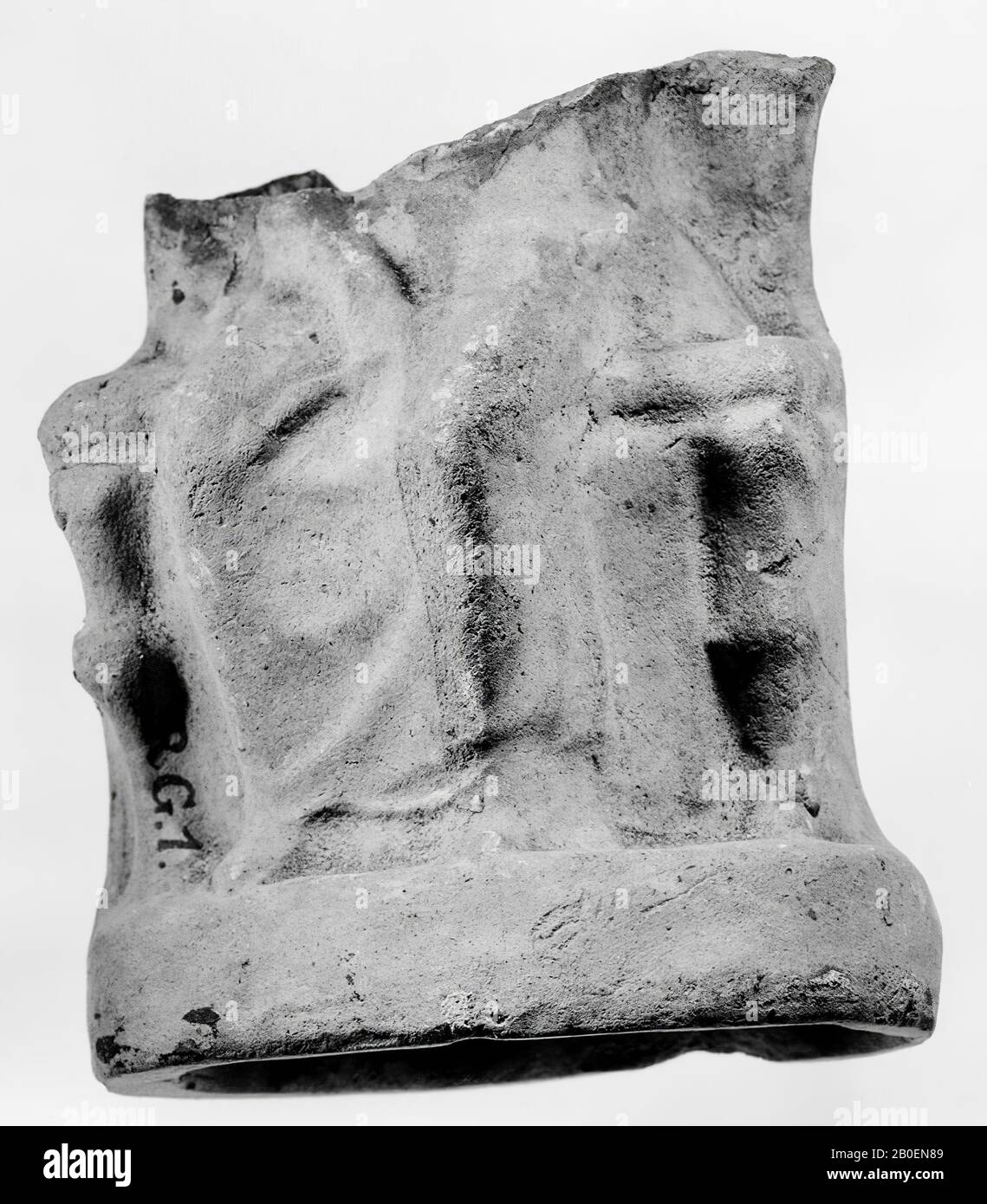 The head RG 1b (TCGR no.1509) was (erroneously) placed on it. Both objects have inventory number RG 1, divided into a and b., Figurine, fragment, pottery, terracotta, 9.6 cm, Roman 0 Stock Photo