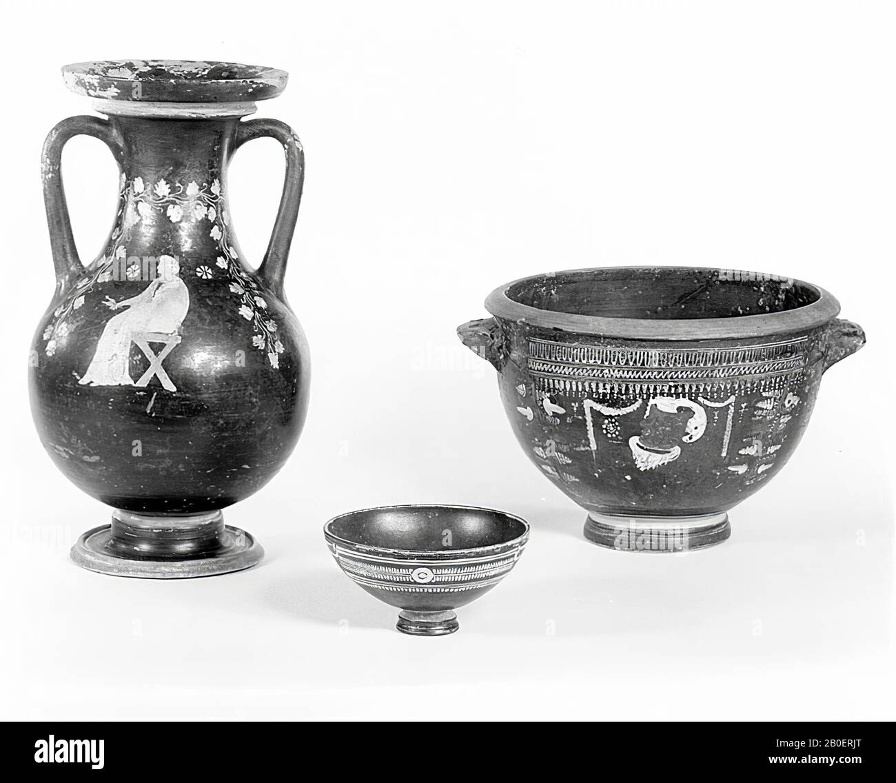 Gnathia small handless bowl. Decoration of floral motifs. Gnathia small bowl Stock Photo