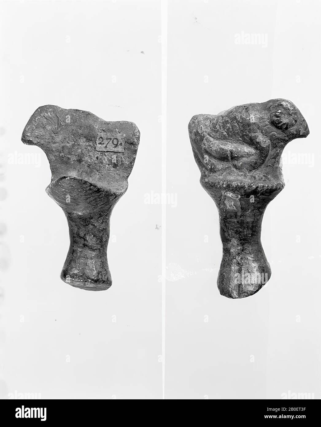 Classical Antiquity Animal Leg Bronze 3 5 X 2 2 X 2 5 Cm Location Italy Stock Photo Alamy