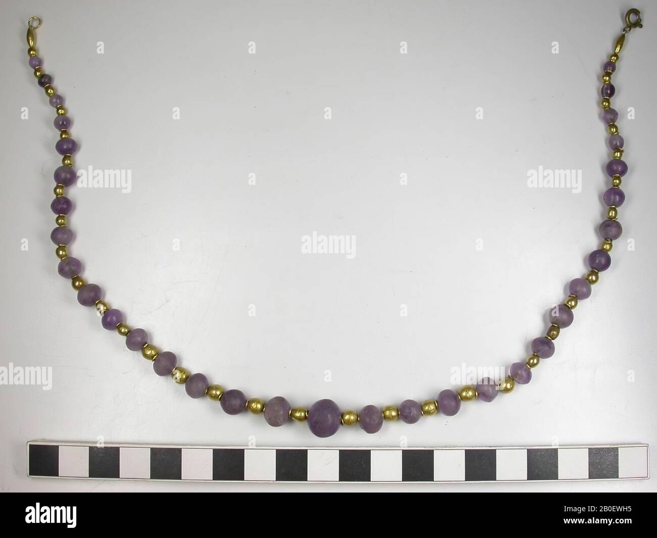 necklace, necklace, gold, amethyst, length: 40 cm, Egypt Stock Photo