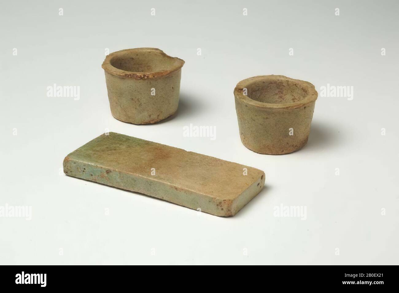 paint pot, paint pot, faience, 3 cm, Egypt Stock Photo