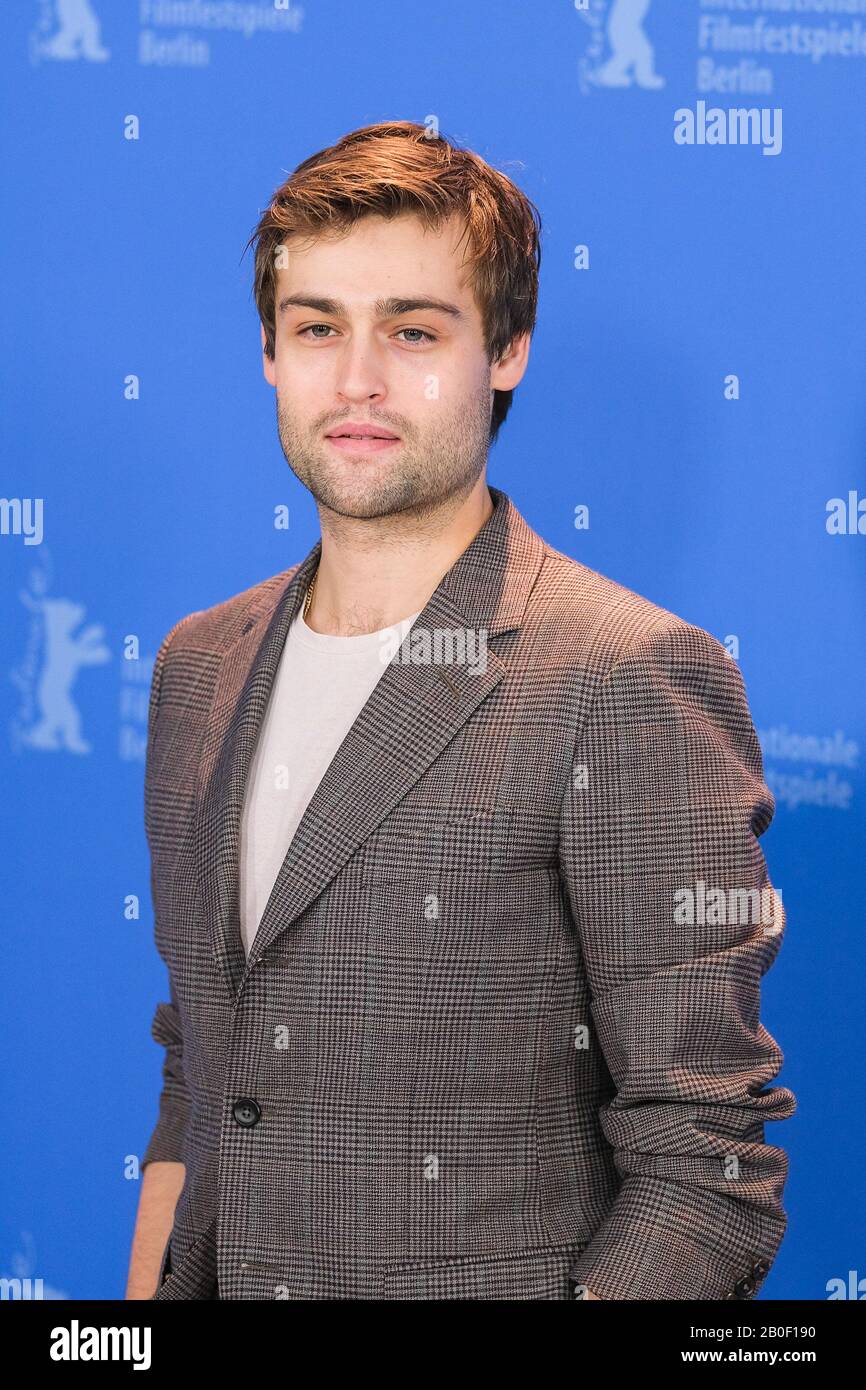 Grand Hyatt Hotel, Potsdamer Platz, Berlin, Germany. 20th Feb, 2020. Douglas Booth poses at MY SALINGER YEAR PHOTOCALL. during the Berlinale - Berlin Film Festival . Picture by Credit: Julie Edwards/Alamy Live News Stock Photo
