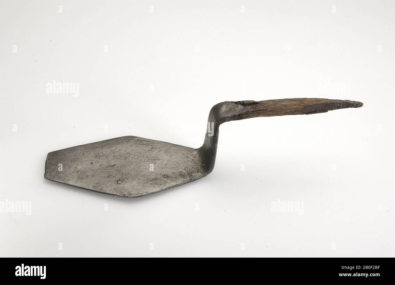 Iron trowel on sale