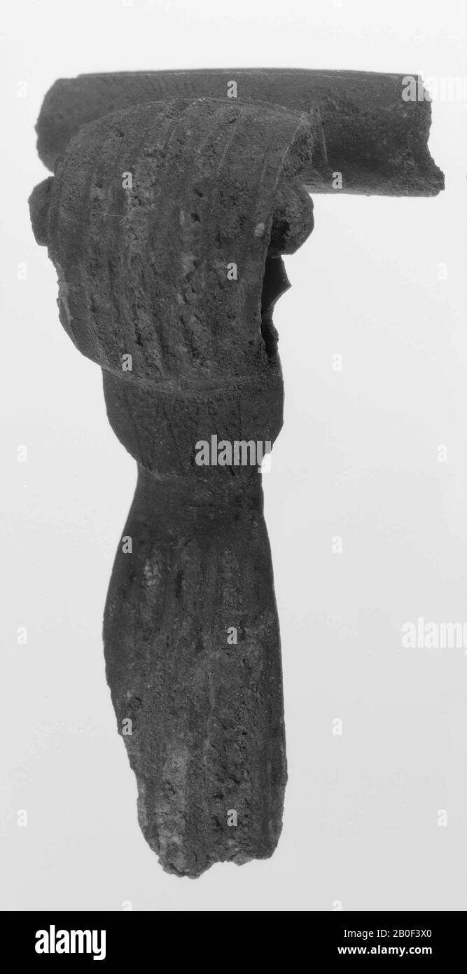 Bronze distelfibula. Needle, needle holder and rosette are missing. Distribution: mainly in Gaul, fibula, distelfibula, metal, bronze, roman 40-75, Netherlands, North Brabant, Uden, Uden Stock Photo
