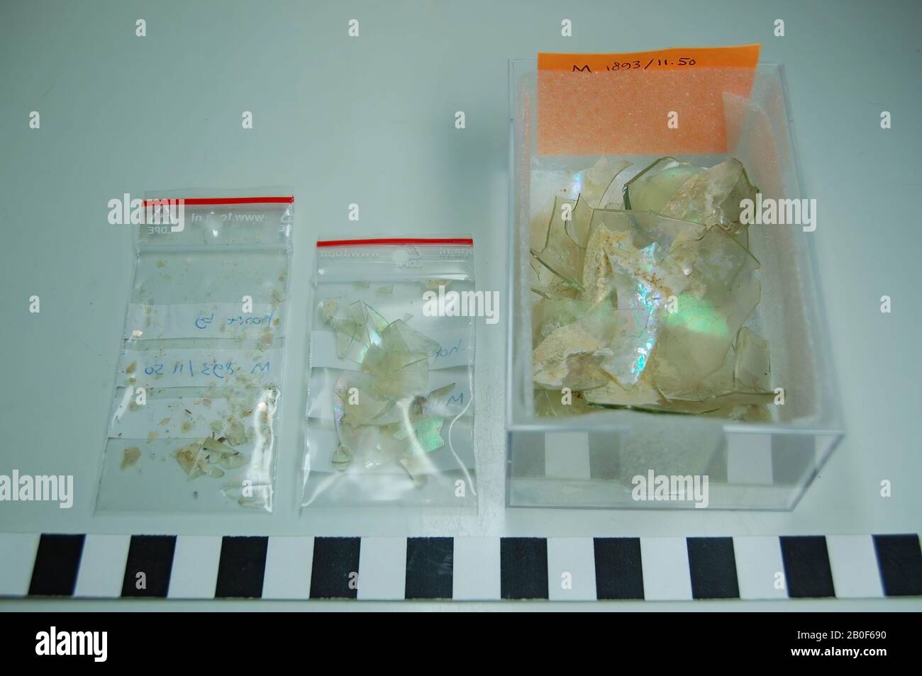 Height 11 cm hi-res stock photography and images - Alamy