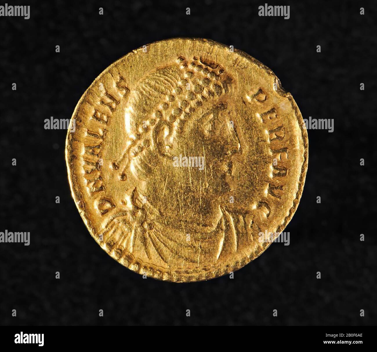 Vz: draped bust with pearl diadem no, DN VALENS - BY F AVG, Kz: emperor  with field sign frontal, head nr, RESTITVTOR - REIPVBLICAE ANTe ·, coin,  solidus, Valens, metal, gold, 5,5