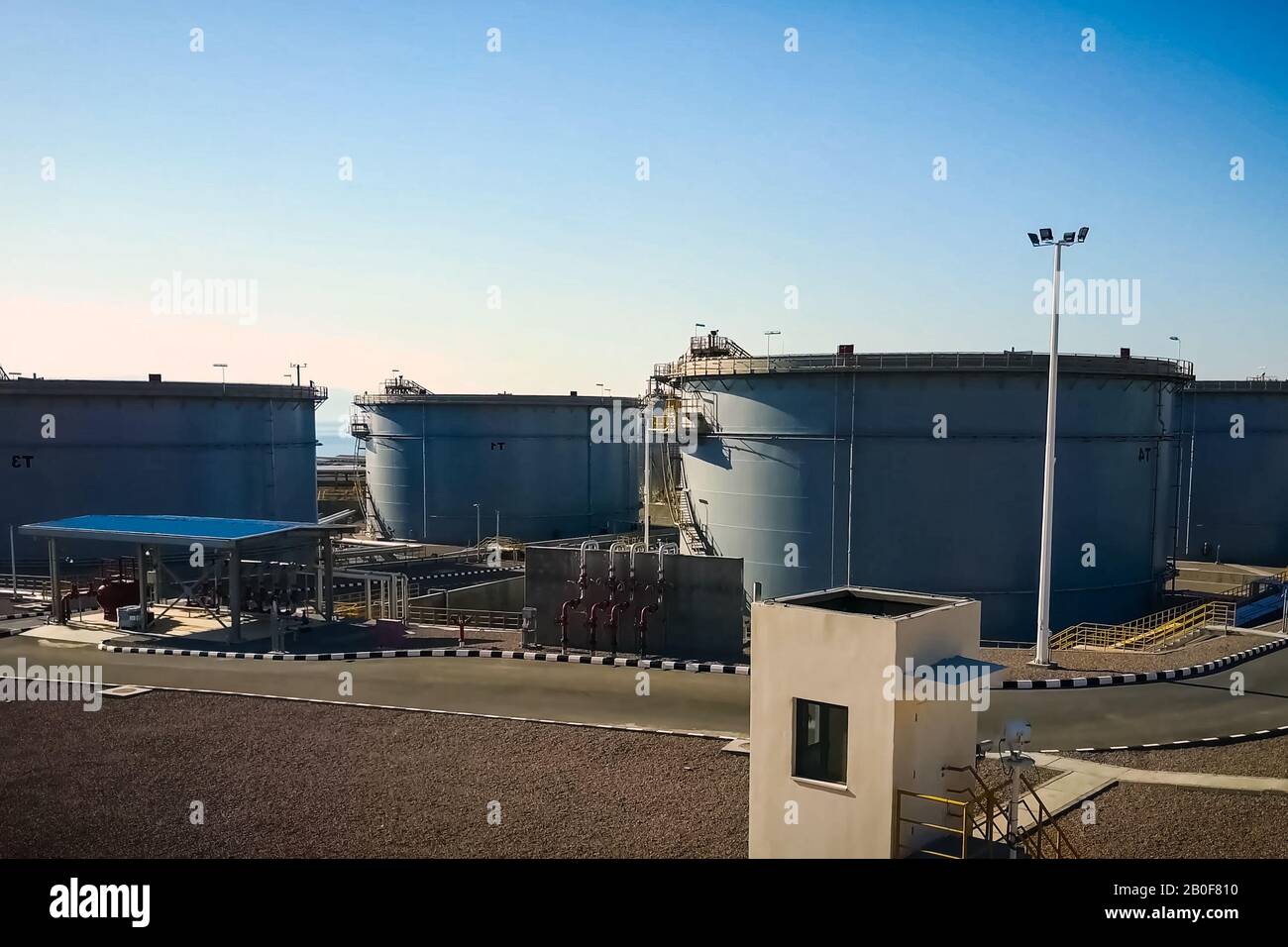 Transshipment facilities hires stock photography and images Alamy