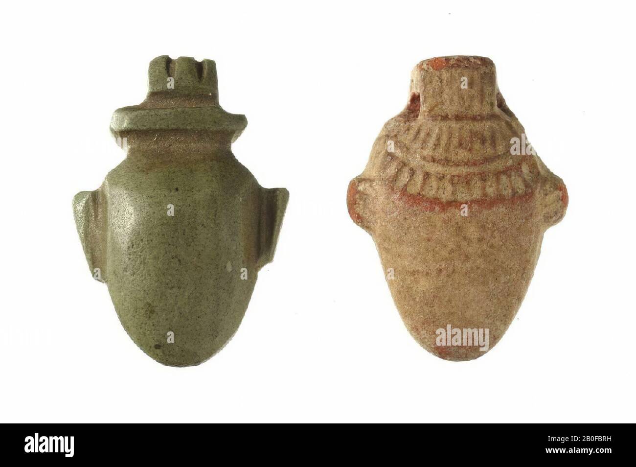 heart vase, amulet, object, stone (green), 2,3 cm, Egypt Stock Photo