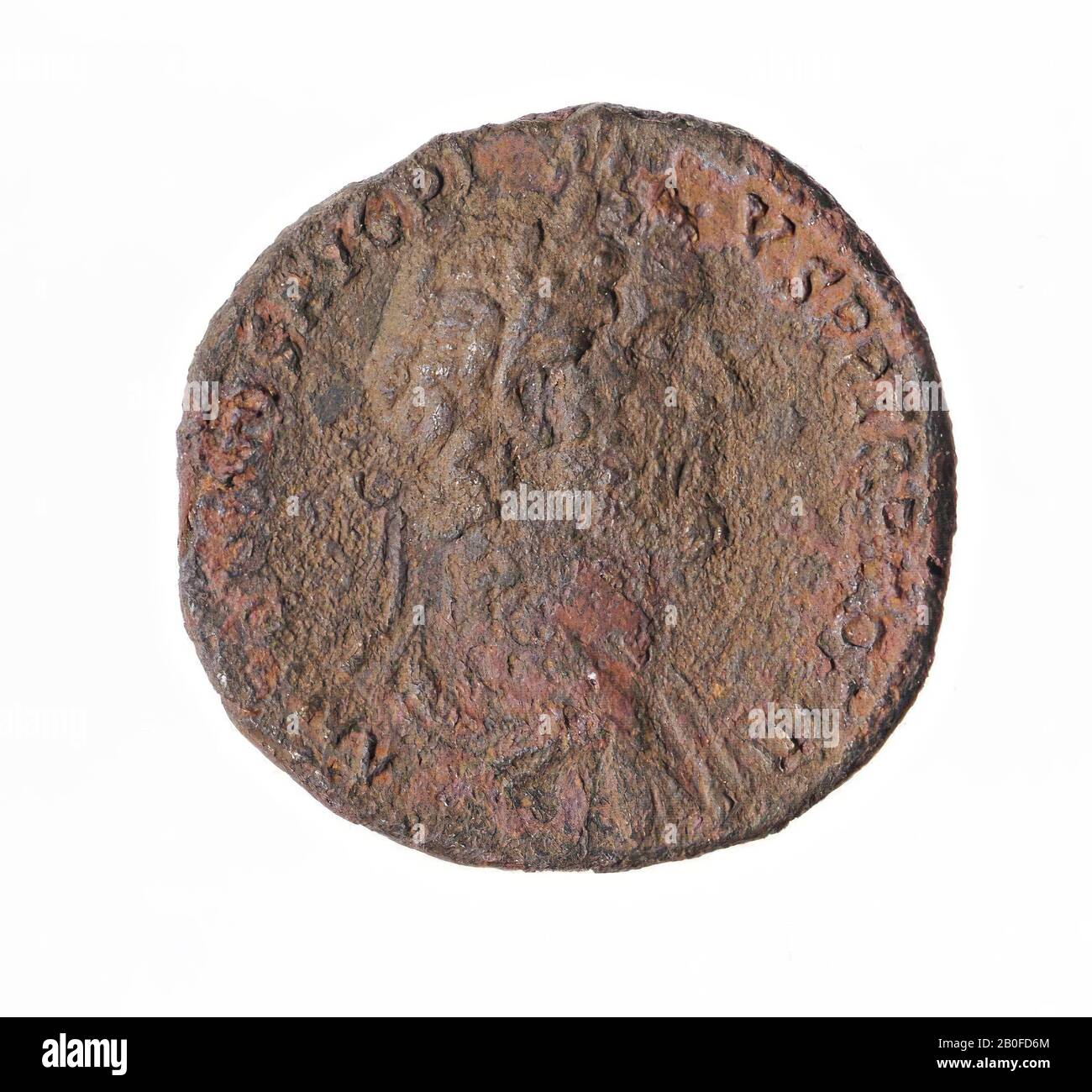 Classical antiquity, coin, sestertius, Antoninus Pius, Marcus Aurelius Caesar, metal, copper, Diam., 30x32 mm, wt., 22.30 g, roman 140-144 Stock Photo