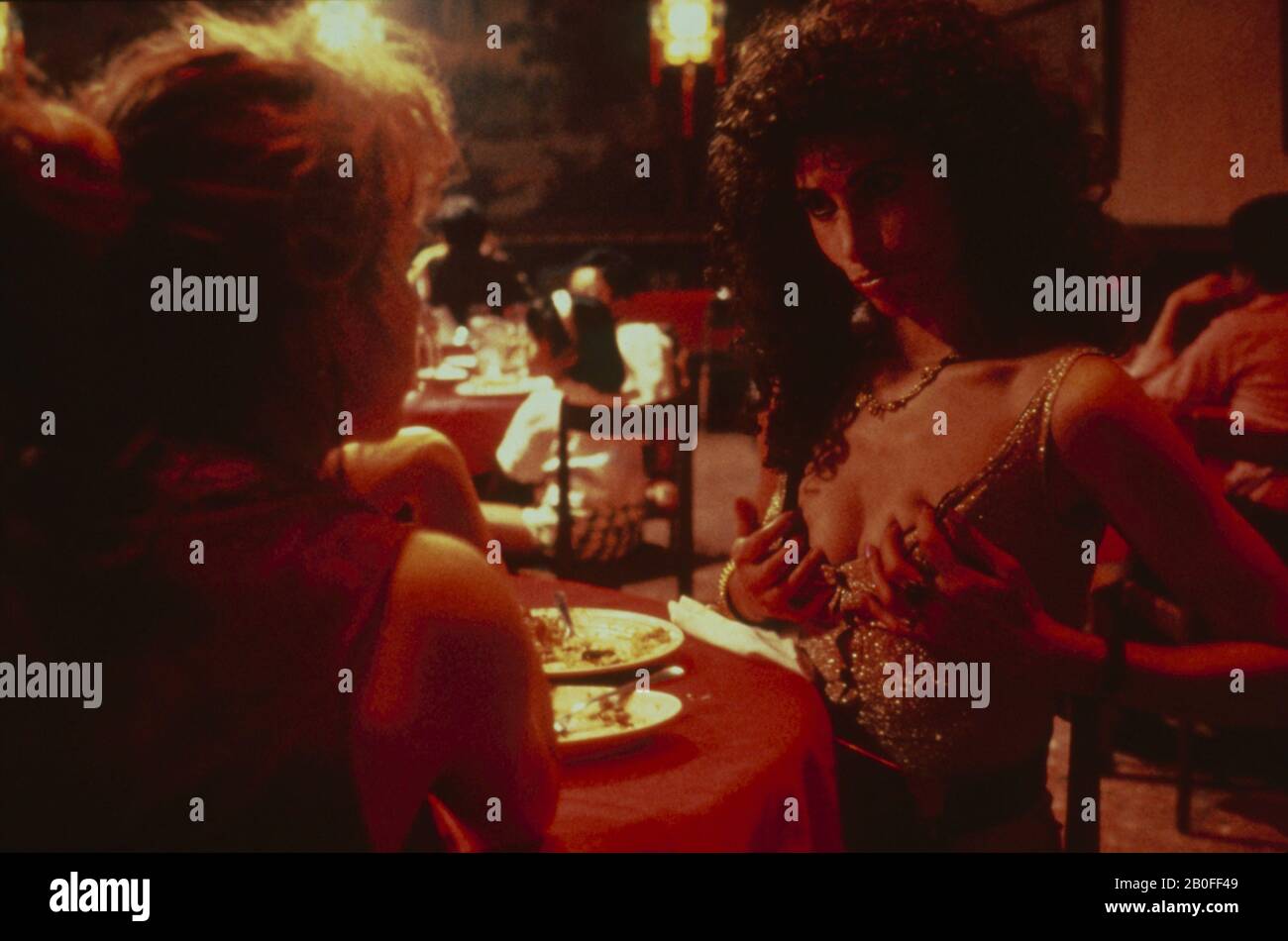 Las edades de Lulu Year : 1990 Spain Director : Bigas Luna Francesca Neri,  Maria Barranco Stock Photo - Alamy