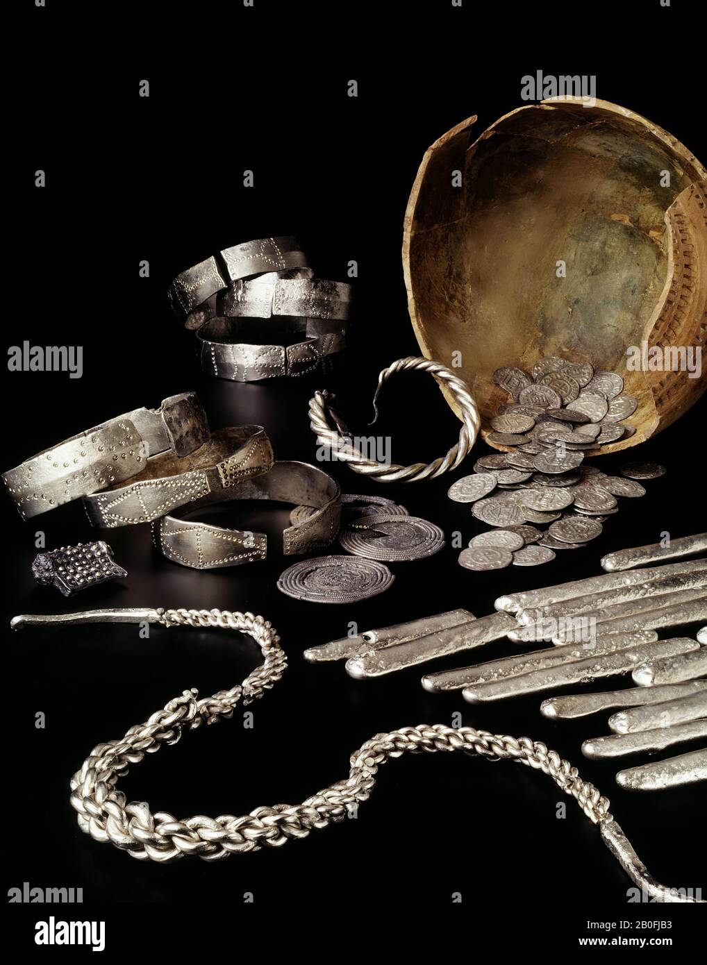 unclearable fragments of coins and silver dust of silver treasure, coin fragments, Carolingian denarius, metal, silver, vmec 750-900 AD, Netherlands, North Holland, Hollands Kroon, Wieringen, tZ van Hollebalg and tW from Westerklief Stock Photo