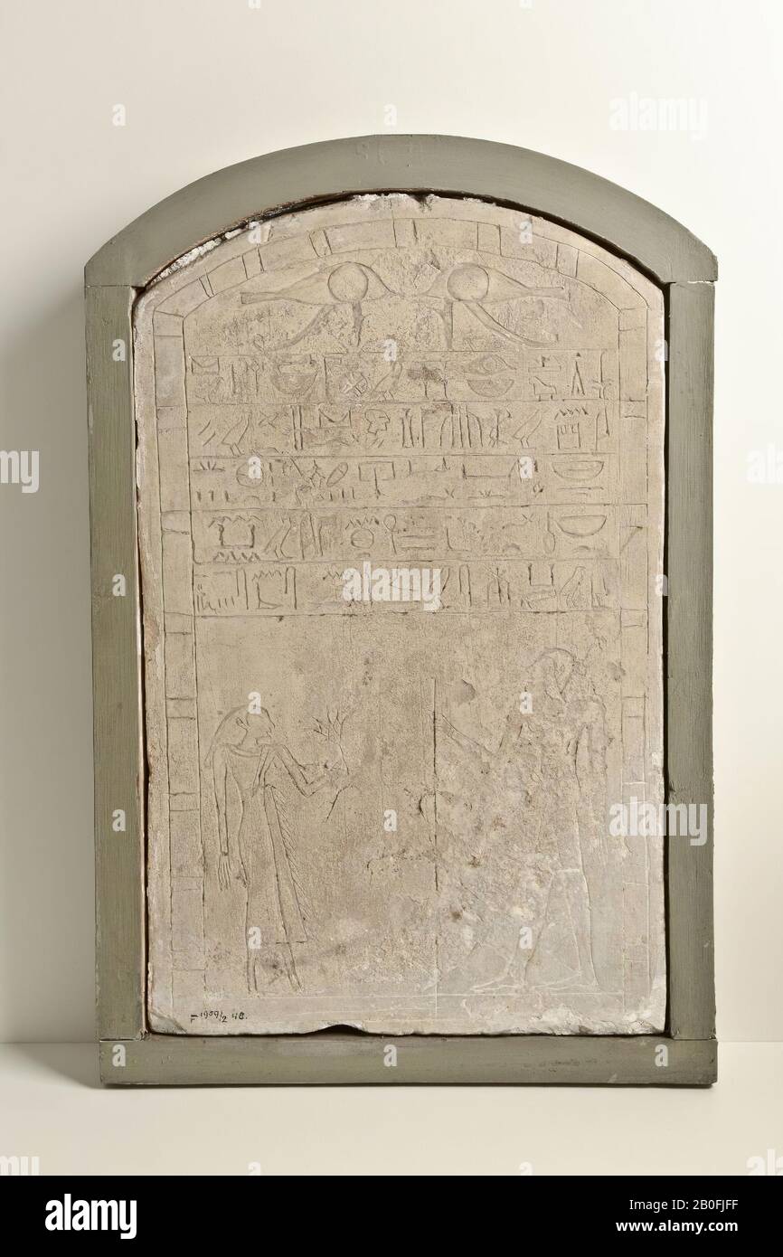 Ioey-kamose, Senebsen, round arch, stele, limestone, 49.3 x 30.5 cm, Second Intermediate Period, 17th Dynasty (?), Egypt Stock Photo