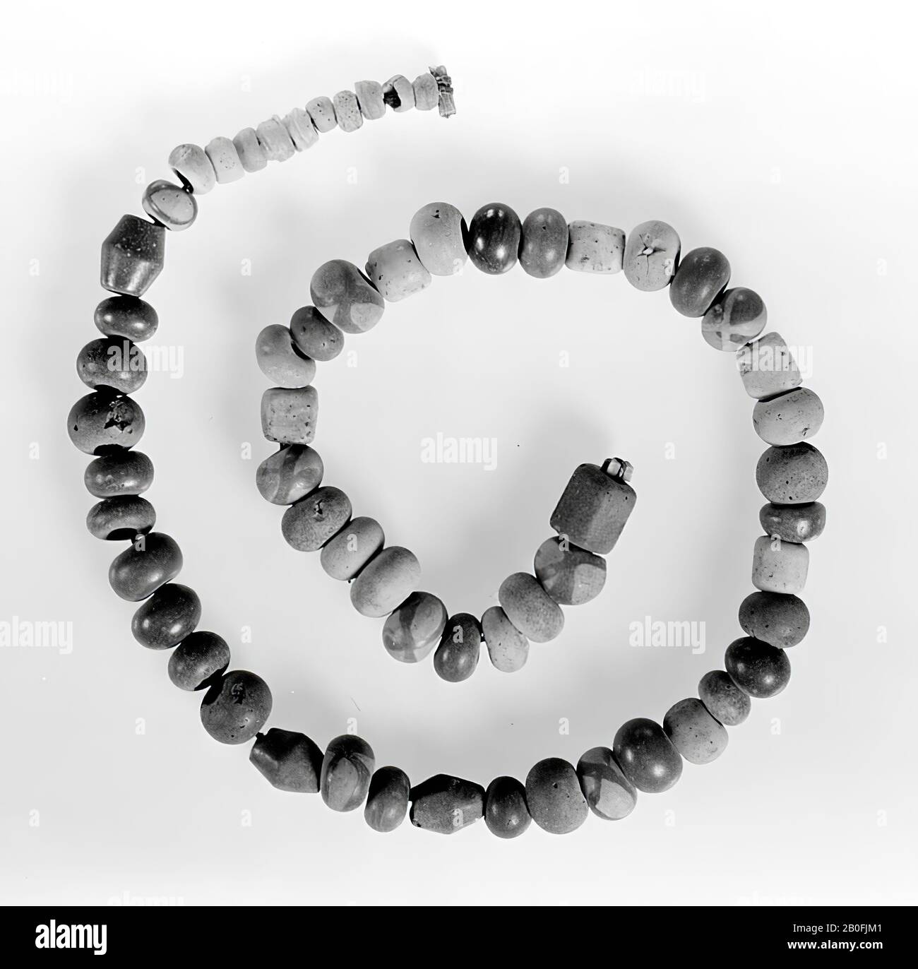 17 yellow beads hires stock photography and images Alamy