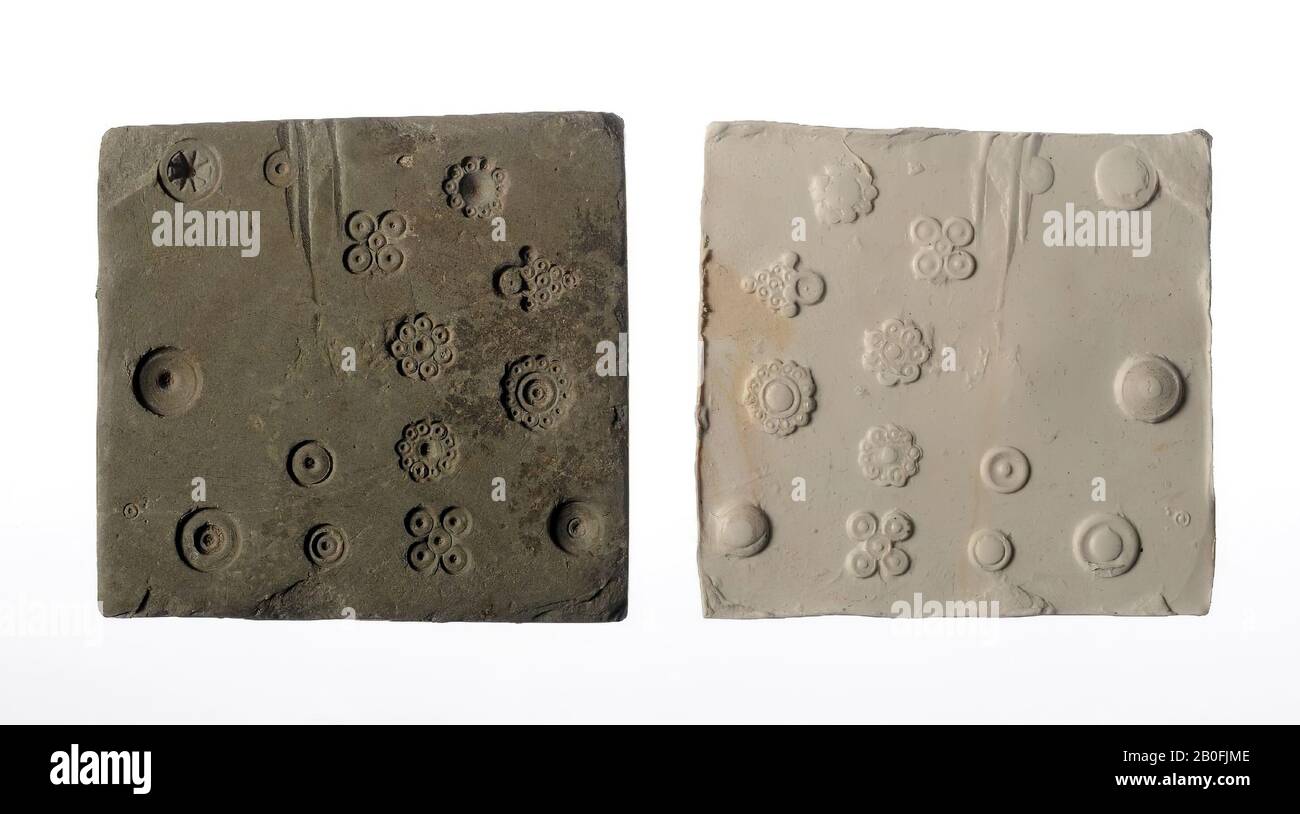 Almost square slab of green slate with several embedded circle motifs formed by different combinations of circles., template with circular motifs, stone, slate, 7,3 x 6,9 cm, medieval 1300-1500, Netherlands, South Holland, Westland, Naaldwijk Stock Photo