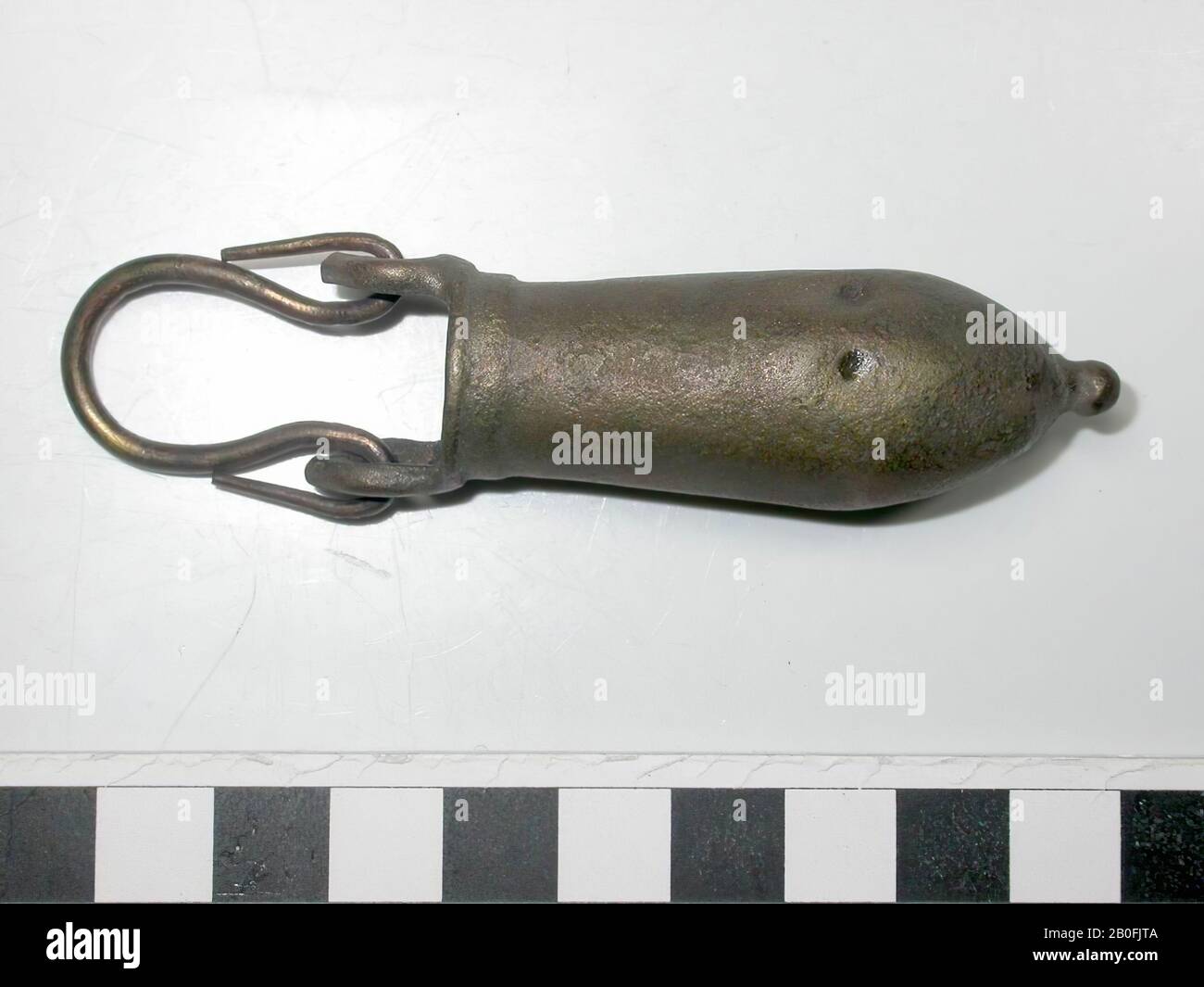 bucket, situla, temple ware, bronze, length: 7.2 cm, New Kingdom, Egypt Stock Photo