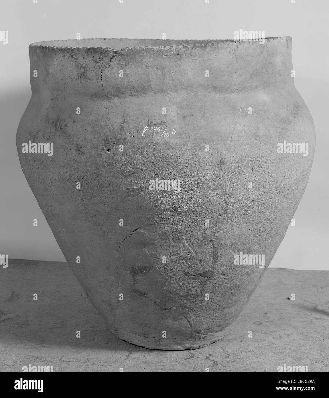 large urn of Germanic type with serrated edge. Here found another urn l 1923 Stock Photo