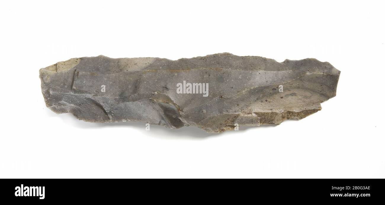 flint knife, knife, stone, flint, prehistory 4500-3500 BC, Netherlands, Limburg, Eijsden-Margraten, Sint Geertruid, Moorslag Stock Photo