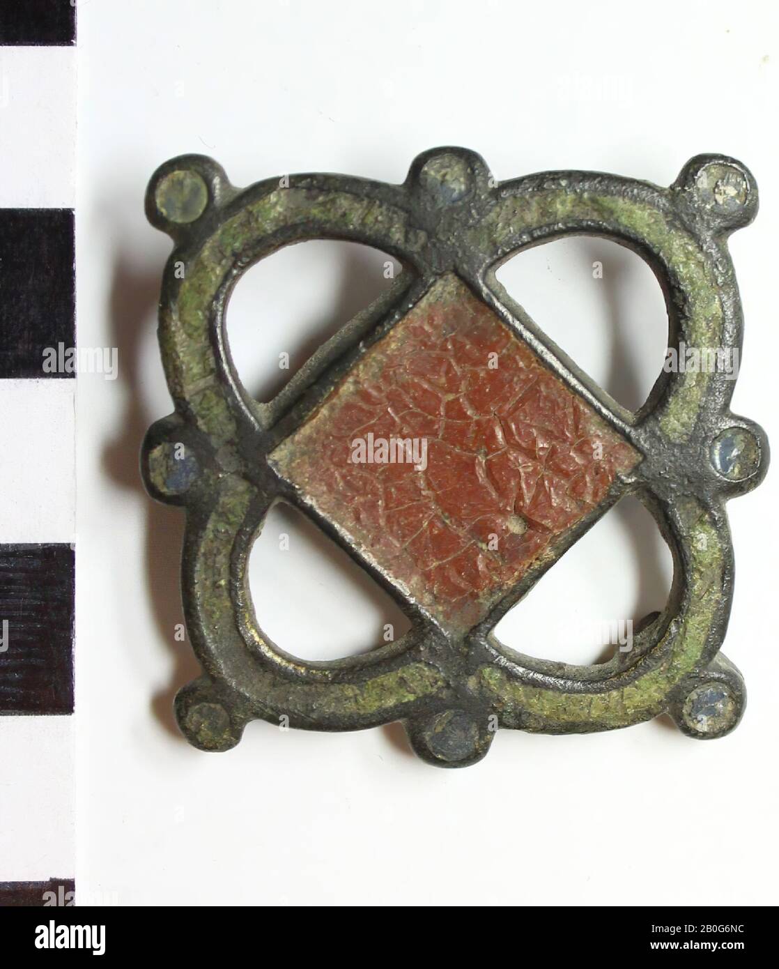 fibula-of-bronze-in-the-shape-of-a-square-disc-fibula-brooch-metal