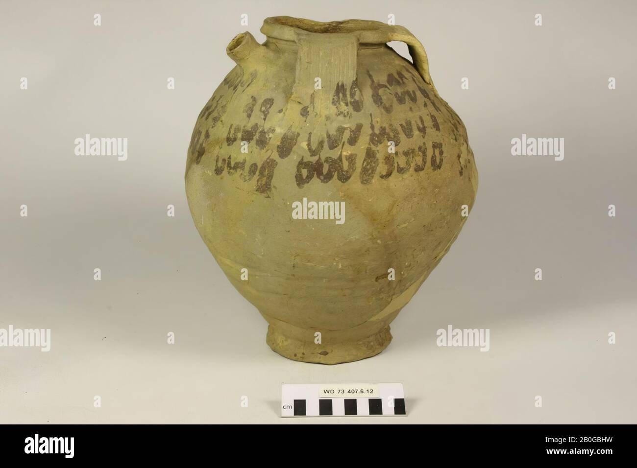 Pingsdorf Earthenware Pot Hi res Stock Photography And Images Alamy pingsdorf-earthenware-pot-hi-res-stock-photography-and-images-alamy