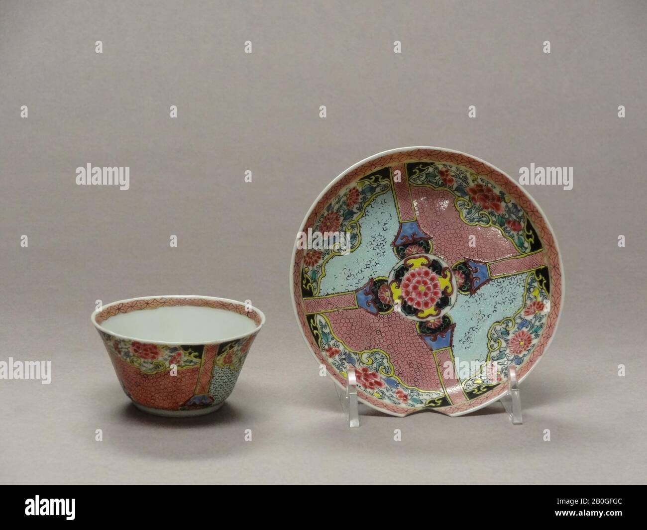 Ching Dynasty, Cup and Saucer, 19th century, Hard-paste porcelain, cup: 1 7/16 x 2 13/16 x 2 13/16 in. (3.7 x 7.1 x 7.1 cm Stock Photo