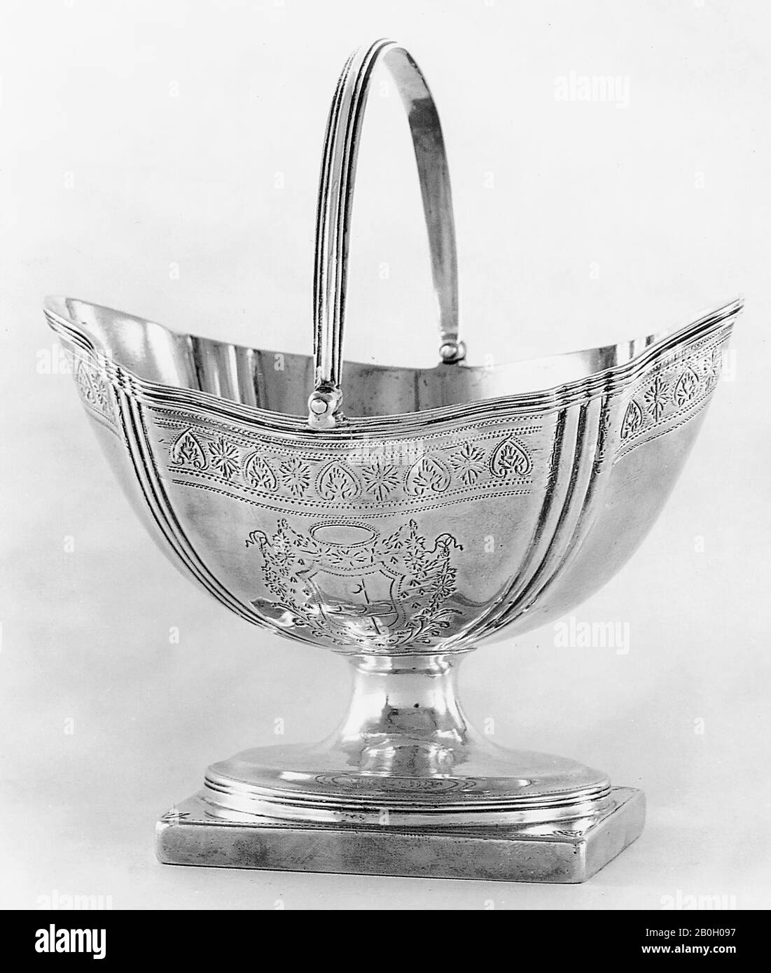 Henry Chawner, English, 1764–1851, Sugar Basket, 1791/92, Silver, 5 1/2 x 4 15/16 x 4 1/8 in. (14 x 12.5 x 10.5 cm Stock Photo