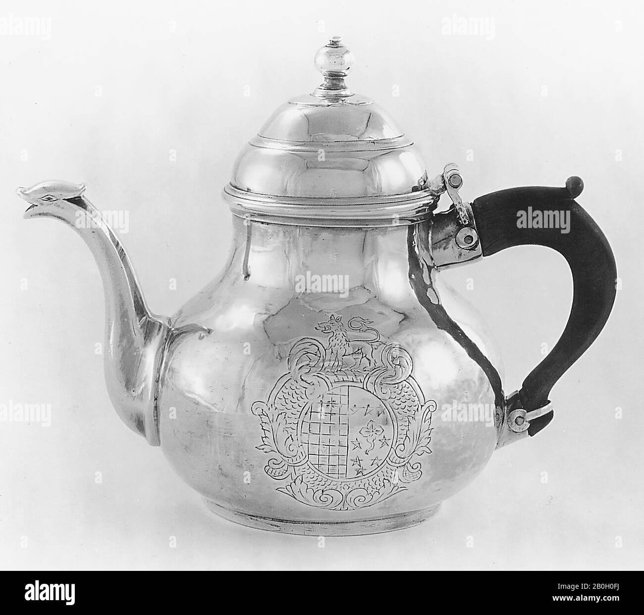 William Gamble, English, active 1688–1730, Teapot, 1711/12, Silver, 5 5/8 x 7 1/4 x 4 in. (14.3 x 18.4 x 10.2 cm Stock Photo