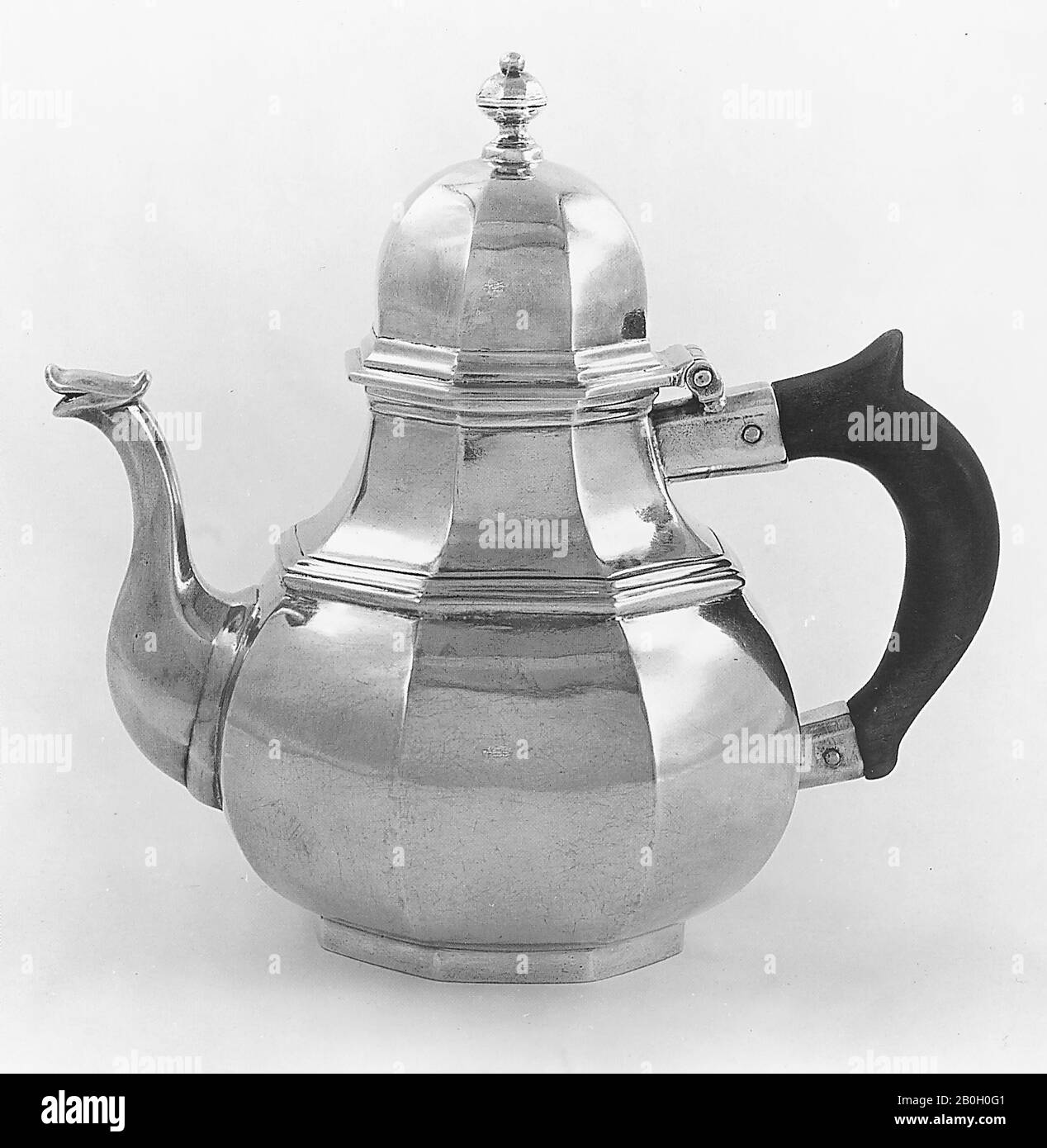 Richard Green, English, active 1703 -1730, Teapot, 1716/17, Silver Stock Photo