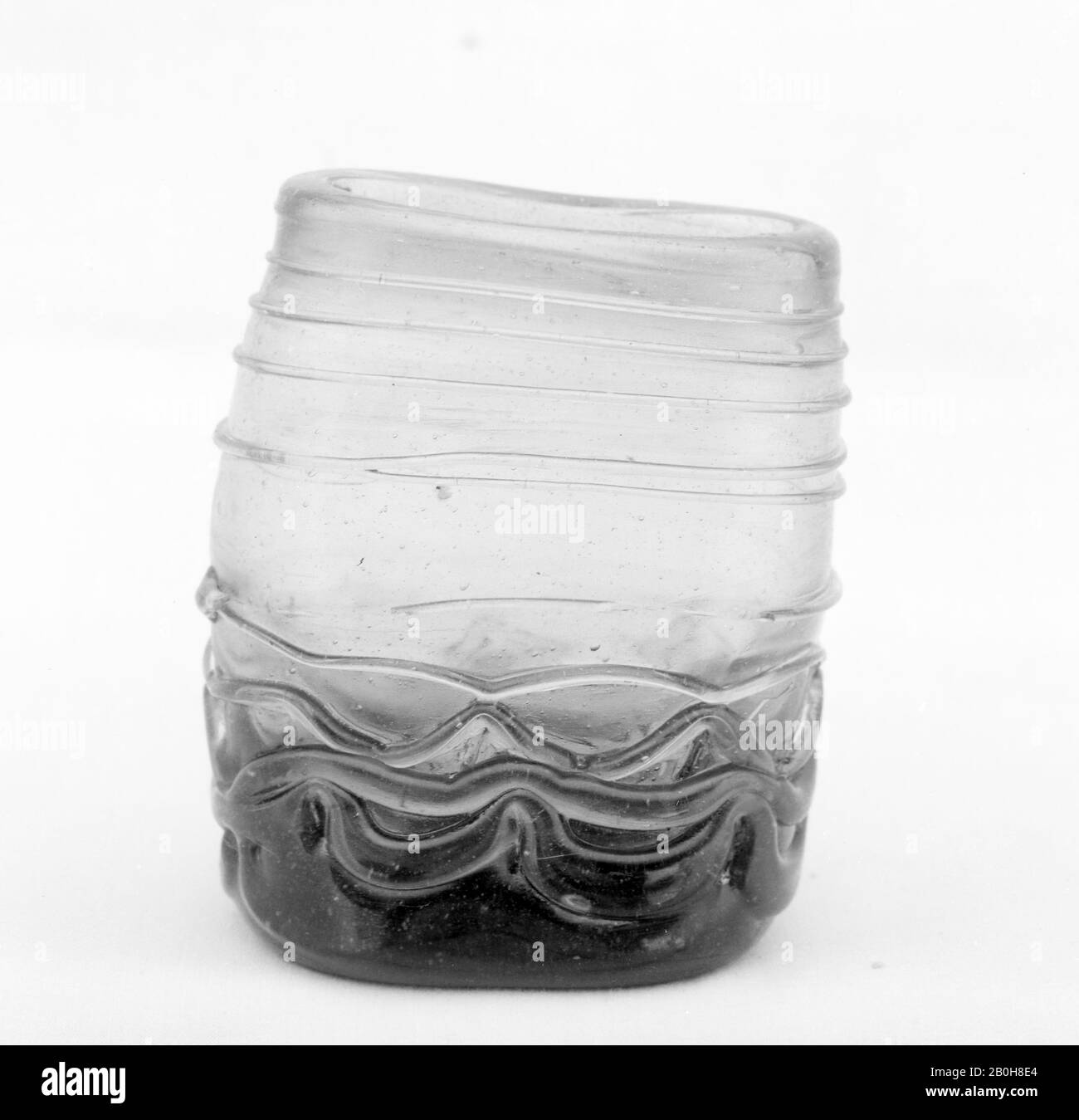 Jar, Spanish, 18th century, Spanish, Glass, Height 3 3/4 in. (9.5 cm