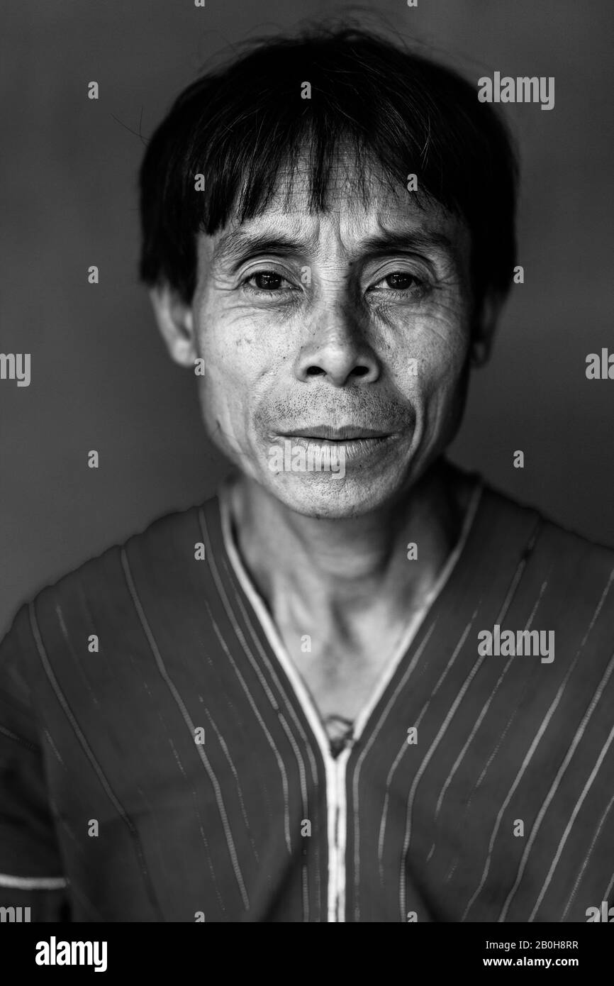 A Portrait Of Mr Munney (The Village Hunter) From The Kayaw Ethnic Group, Htay Kho Village, Loikaw, Myanmar. Stock Photo