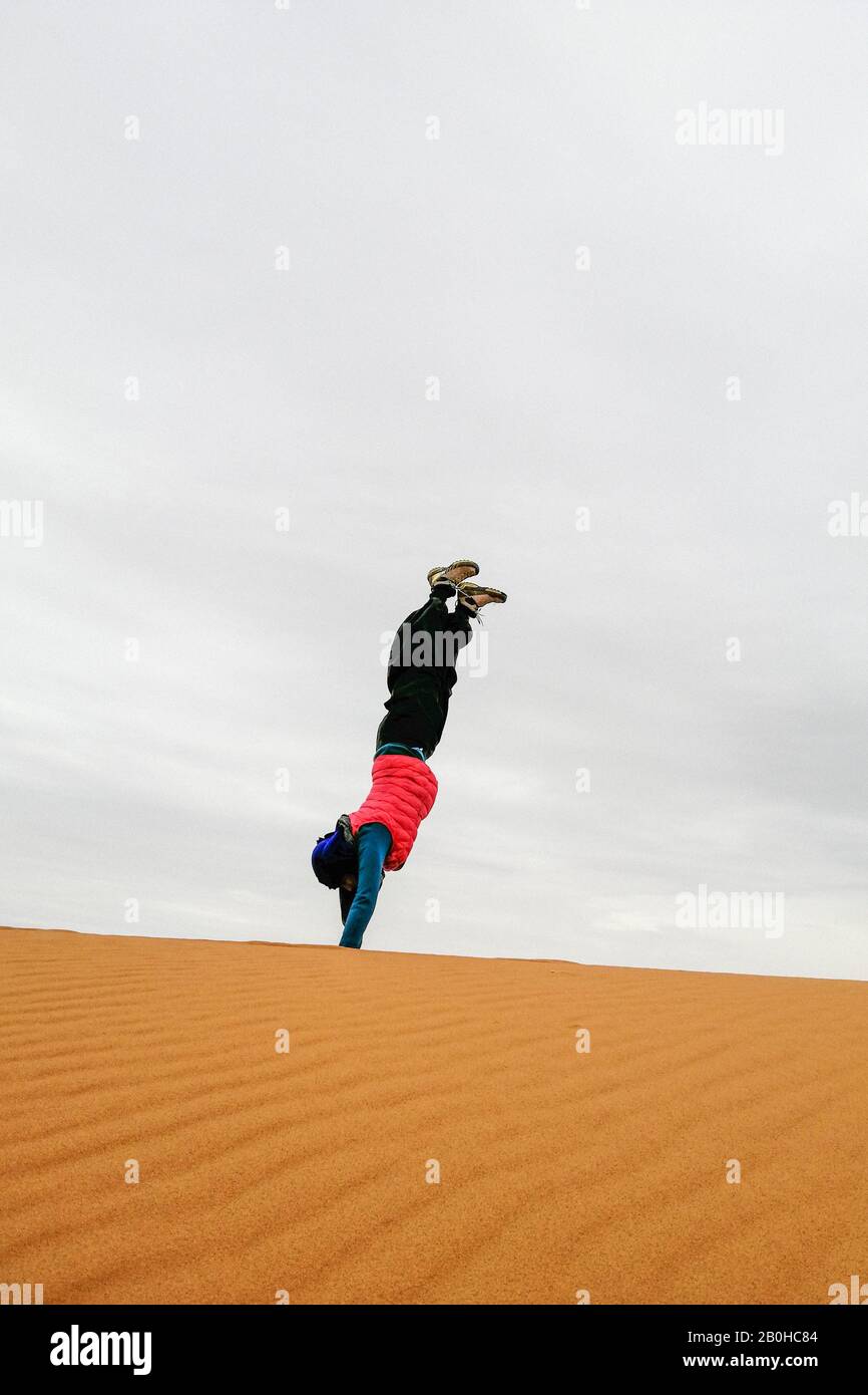 Morocco, Merzouga, young woman Stock Photo